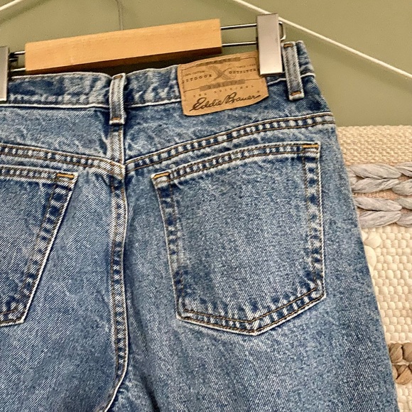 Unique Vintage Eddie Bauer Mom Jeans (6) - Picture 4 of 5